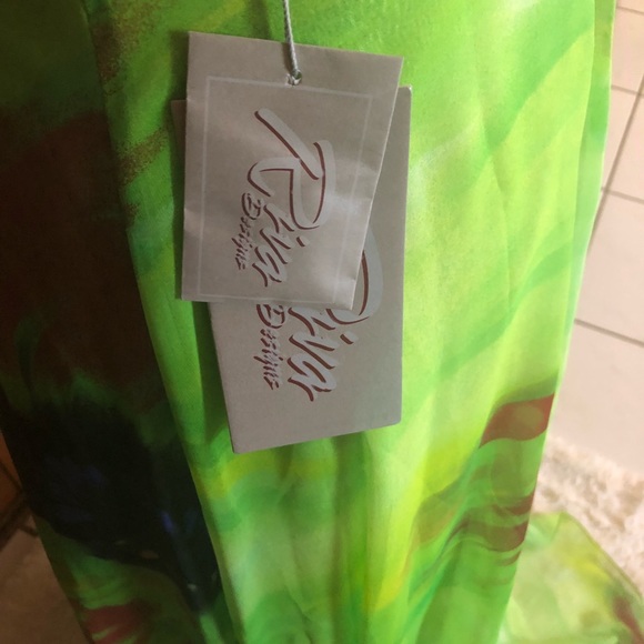 Green  Mermaid Dress NWT - Picture 6 of 8